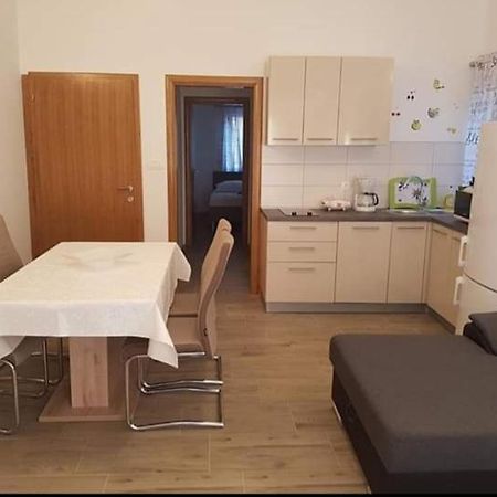 Apartmani Dada Starigrad Paklenica Exteriér fotografie