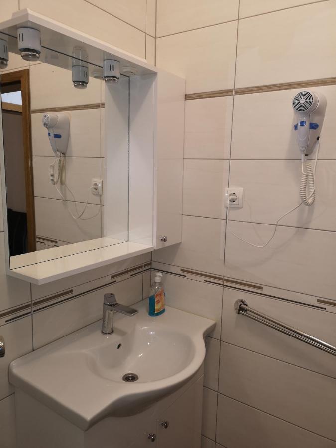 Apartmani Dada Starigrad Paklenica Exteriér fotografie