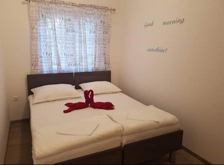 Apartmani Dada Starigrad Paklenica Exteriér fotografie