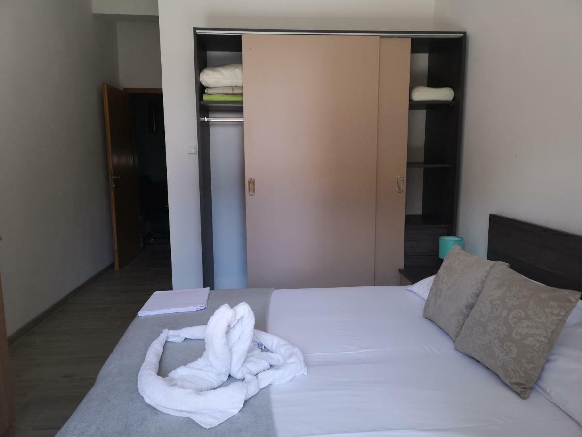 Apartmani Dada Starigrad Paklenica Exteriér fotografie