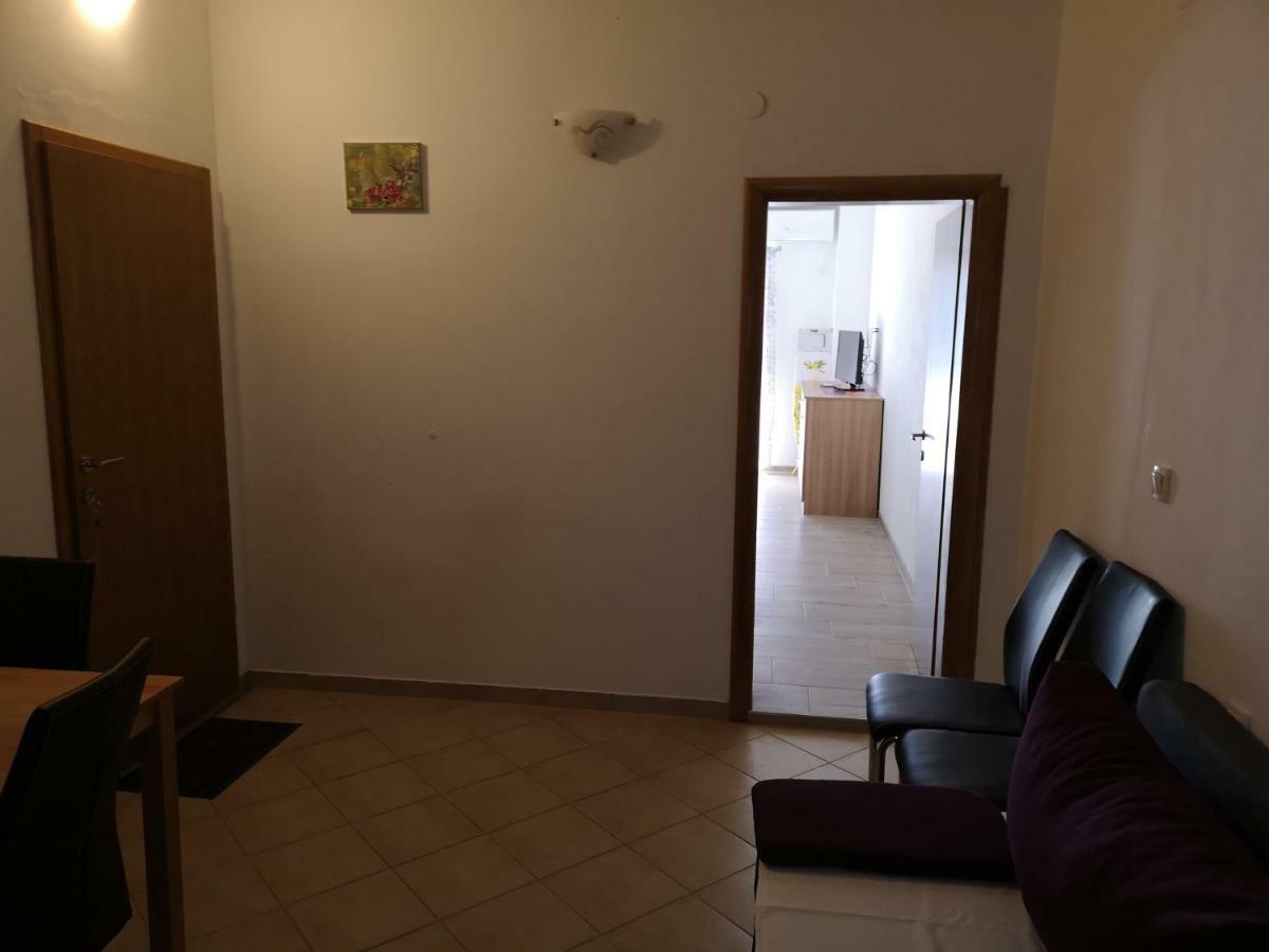 Apartmani Dada Starigrad Paklenica Exteriér fotografie