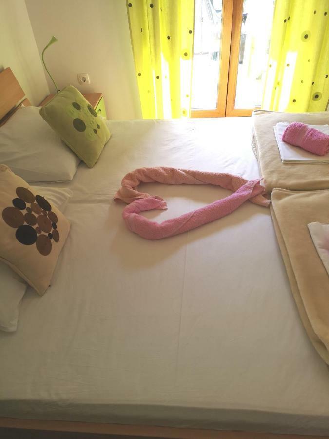 Apartmani Dada Starigrad Paklenica Exteriér fotografie