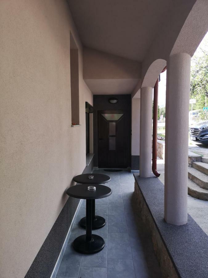 Apartmani Dada Starigrad Paklenica Exteriér fotografie